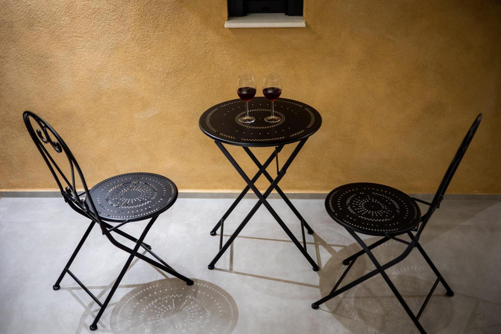 Luxury - Le Petit Bati Apartment Volos Exterior photo